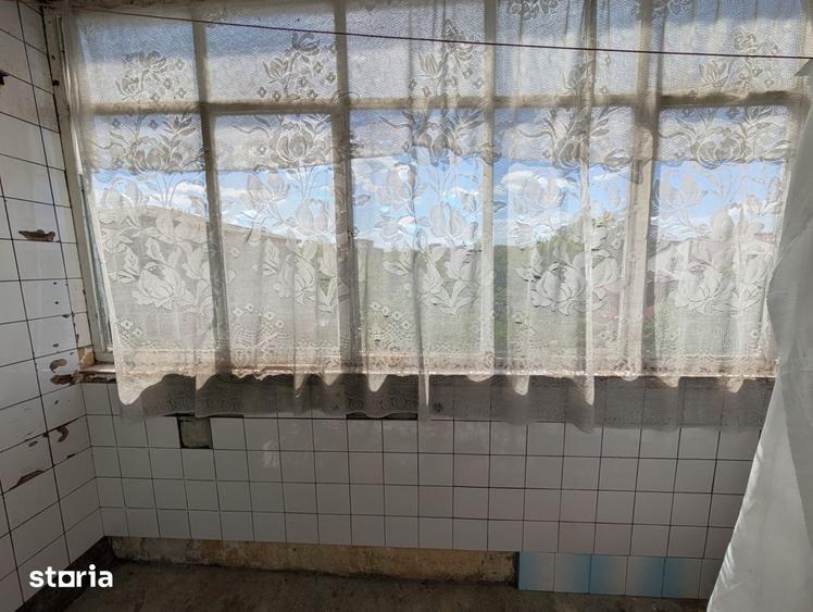 Apartament cu 2 camere decomandat în Buhuși