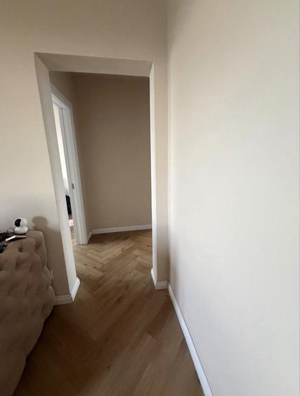 Apartament cu 3 camere decomandat în Sud