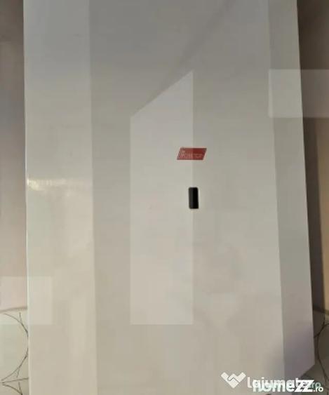 Apartament cu 3 camere decomandat în Lenin