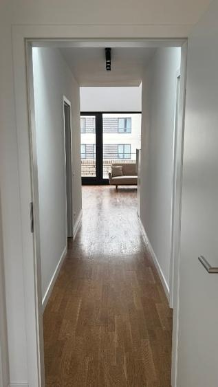 Apartament cu 4 camere decomandat, mobilat în Central