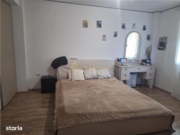 Apartament cu 2 camere, mobilat în Central — fotografia 1
