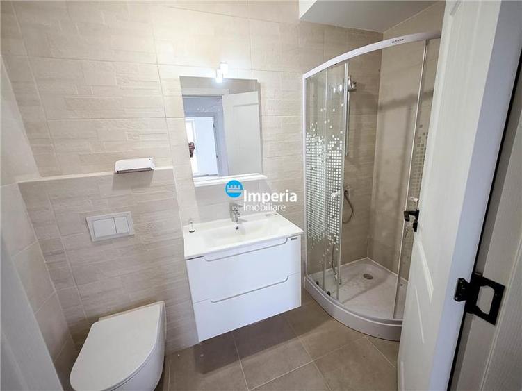 Apartament cu 3 camere decomandat în Copou
