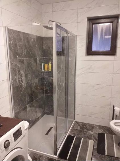 Casă cu 5 camere cu Teren 800 Mp în Bogdan Vodă