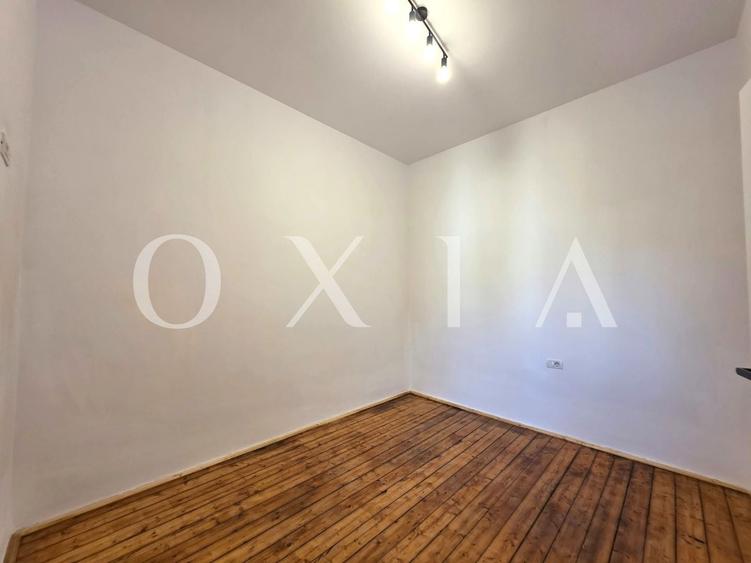 Apartament cu 3 camere semidecomandat în Elisabetin