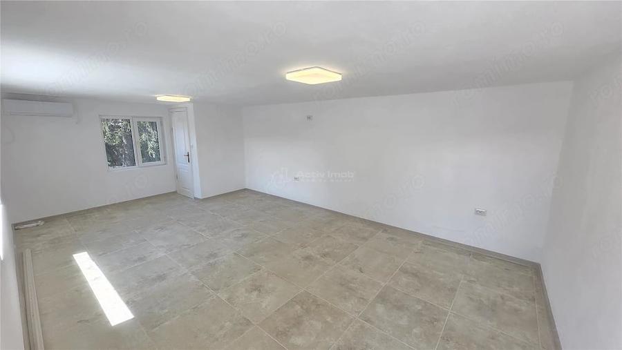 Spațiu comercial, de 28 mp, în Ultracentral