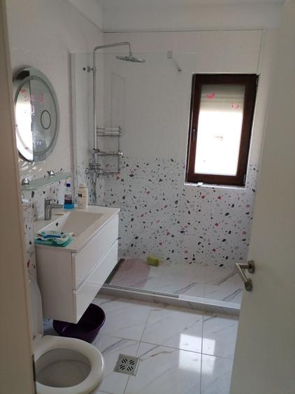 Apartament cu 2 camere decomandat în Sânpetru — fotografia 2