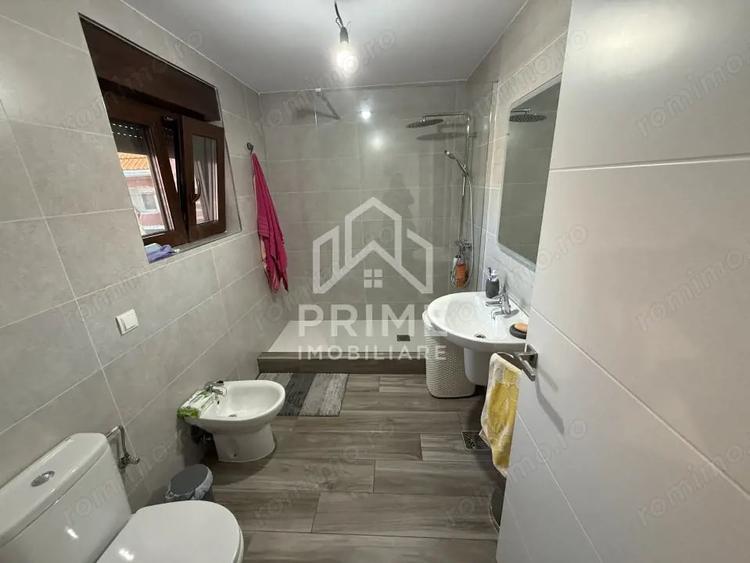 Casă cu 4 camere cu Teren 626 Mp în Central