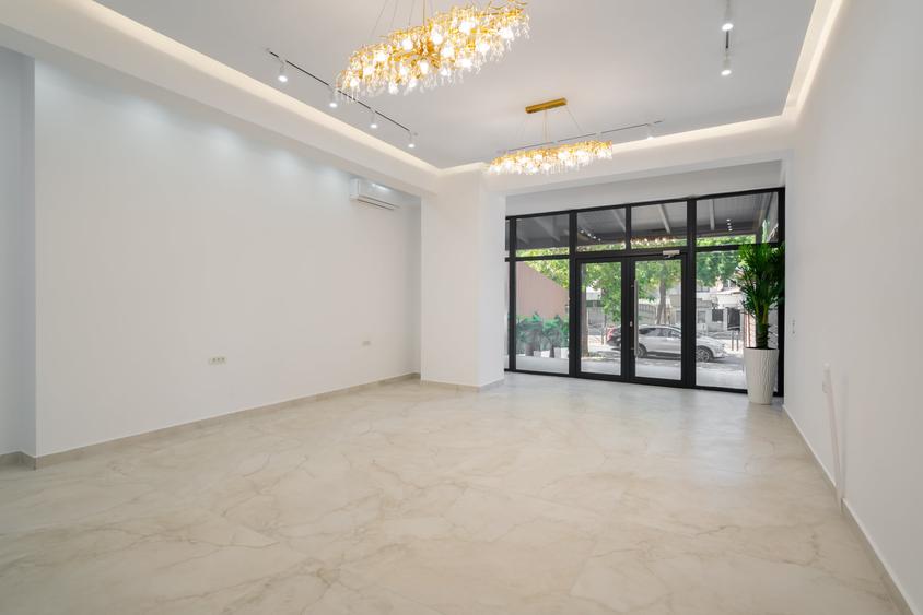 Spațiu comercial, de 235 mp, în Colentina