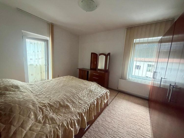Apartament cu 3 camere în Tolstoi