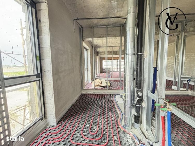 Apartament cu 4 camere decomandat în Central