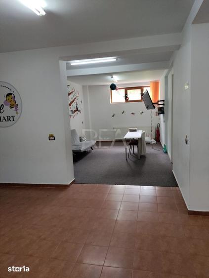 Apartament cu 4 camere în Titan