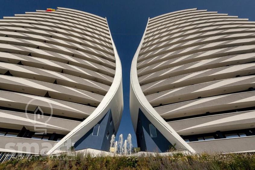 Apartament cu 3 camere semidecomandat, mobilat în Zorilor — fotografia 1