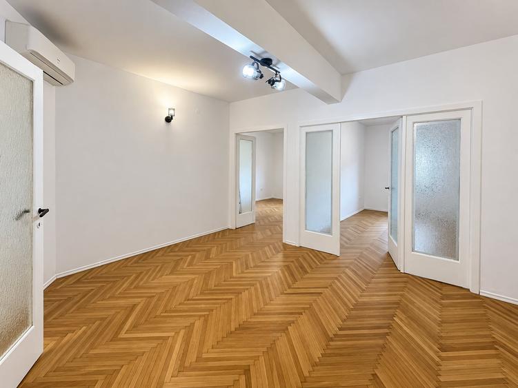 Apartament cu 3 camere semidecomandat, mobilat în Pache Protopopescu