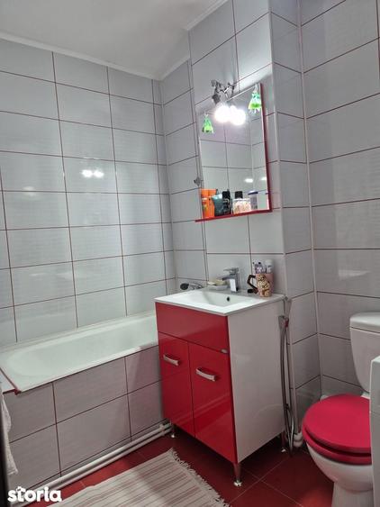 Zona Miorita, apartament 2 camere decomandat, spatios, imbunatatit - 8