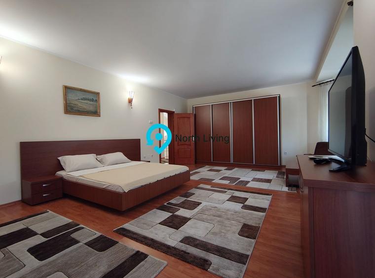 Casă individuală cu 5 camere cu Canalizare în Central