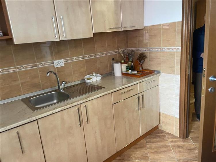 Apartament cu 2 camere decomandat, mobilat în Nord