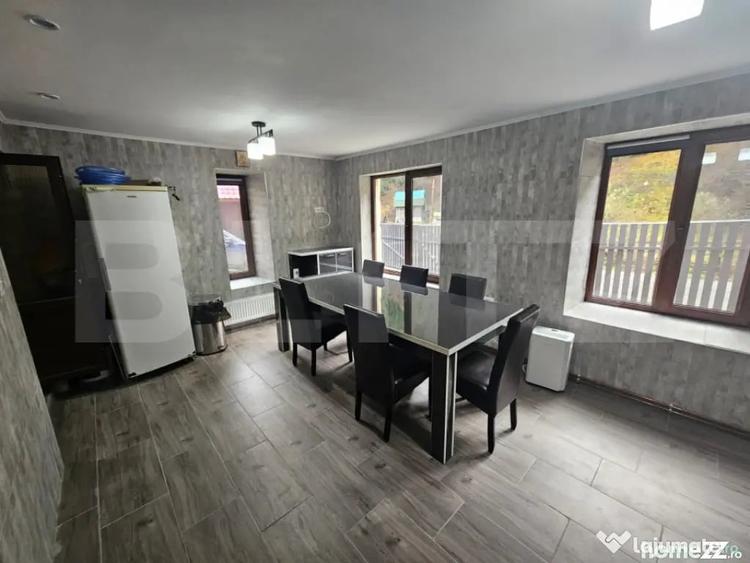 Casă cu 6 camere cu Teren 1565 Mp în Popești