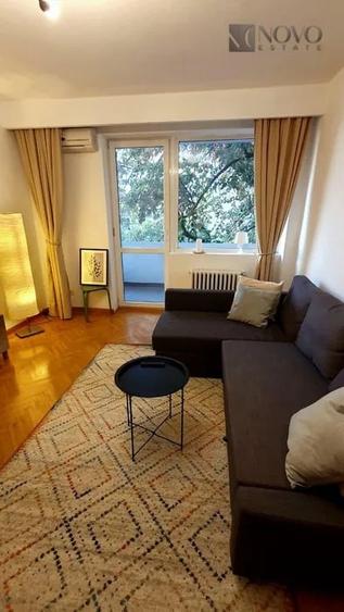Apartament cu 2 camere semidecomandat, mobilat în Romană