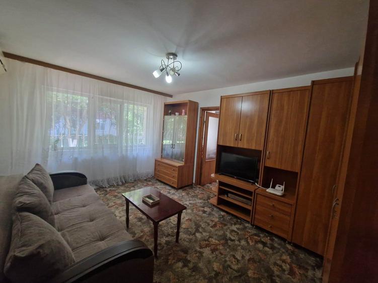 Apartament cu 2 camere semidecomandat în Tomis Nord