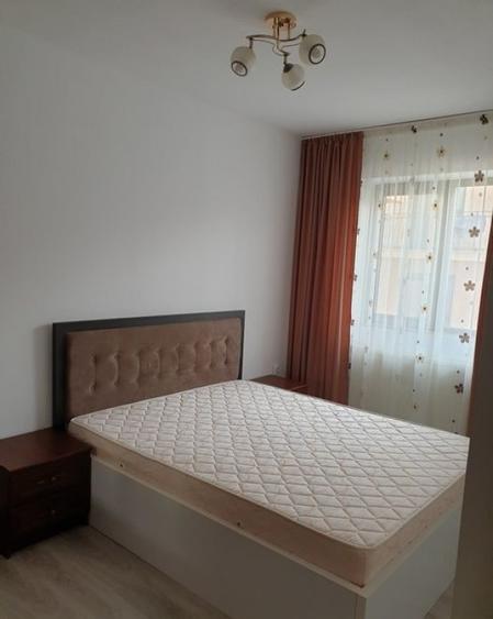 Apartament cu 2 camere decomandat în Baba Novac