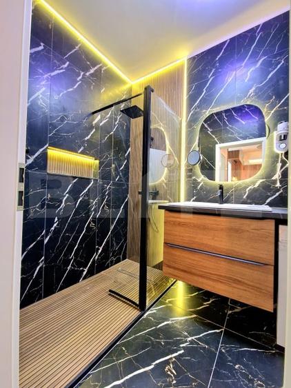 Apartament cu 2 camere semidecomandat, mobilat în Florești