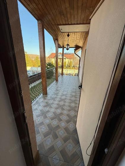 Casă cu 2 camere cu Teren 500 Mp în Central