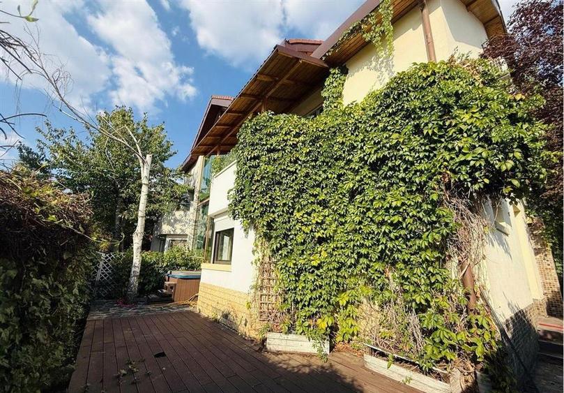 Vilă moderna duplex complex rezidențial Iancu Nicolae - 1