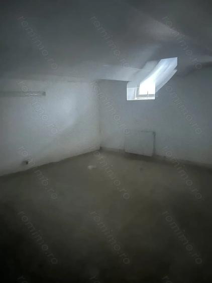 Spațiu comercial, de 120 mp, în P-ța Maria