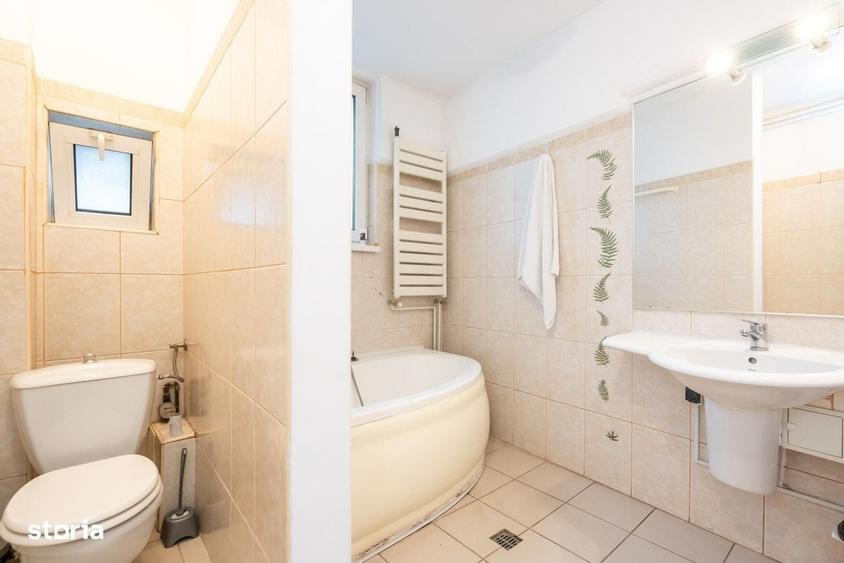 Apartament cu 4 camere în Central