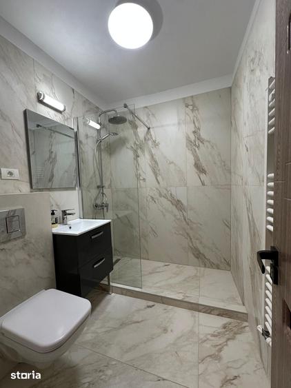 Apartament cu 2 camere semidecomandat în Tomis III