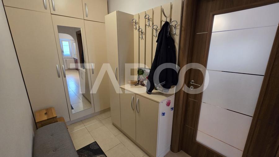 Apartament cu 2 camere decomandat, mobilat în Central