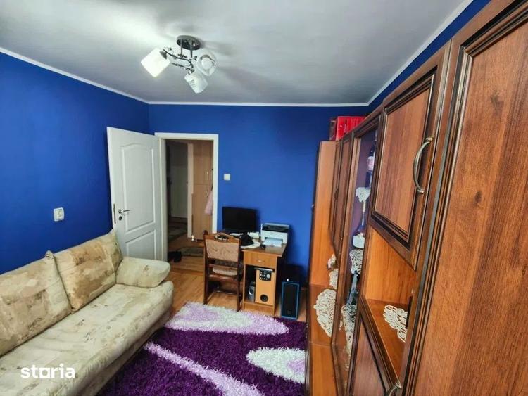 Apartament cu 3 camere decomandat în Gara Mare