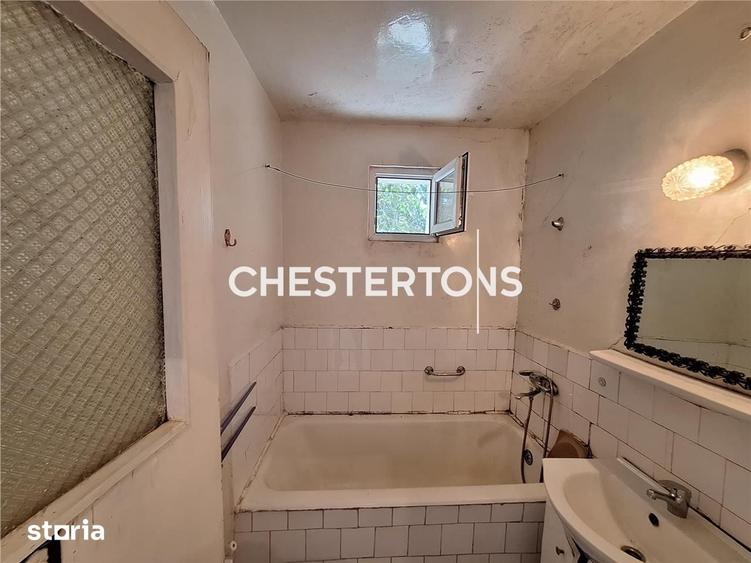 Apartament cu 3 camere semidecomandat în Gării