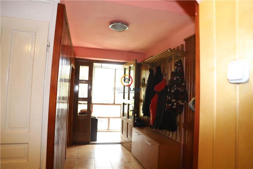 Casă individuală cu 4 camere cu Canalizare în Județean