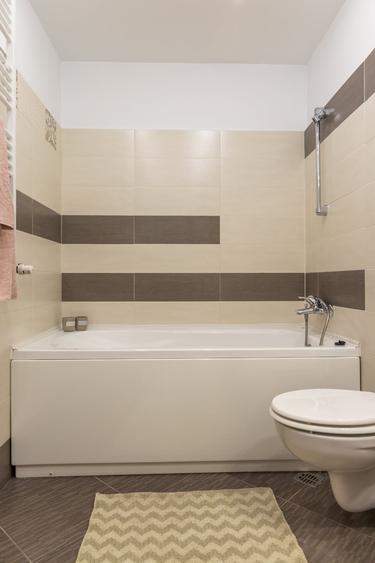 Apartament cu 2 camere decomandat în Sisești