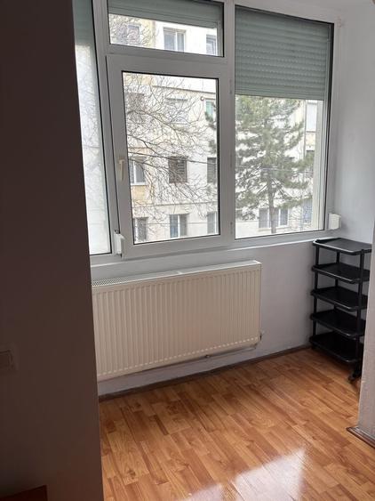 Apartament cu 2 camere semidecomandat în Exterior Vest