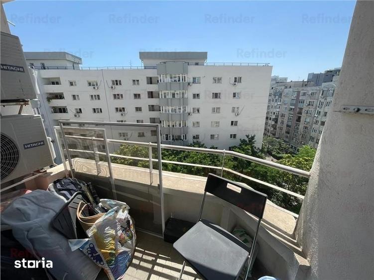 Apartament cu 3 camere decomandat în Centrul Civic