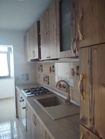 Garsonieră decomandată în Humulești
