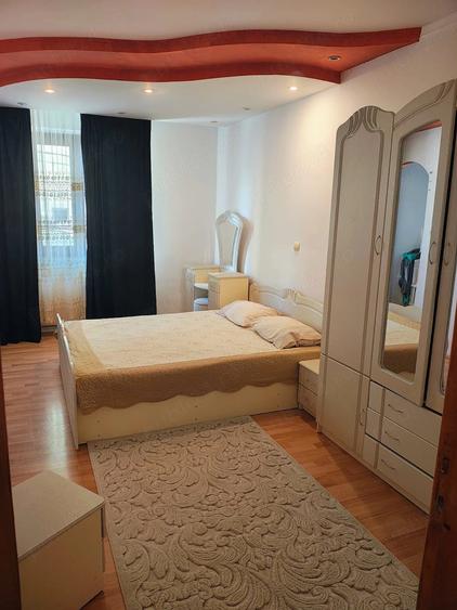 Casă cu 5 camere cu Teren 384 Mp în Ultracentral