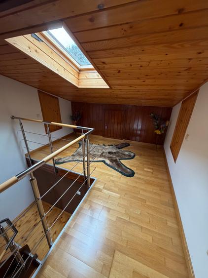 Casă cu 6 camere cu Canalizare în Cioplea
