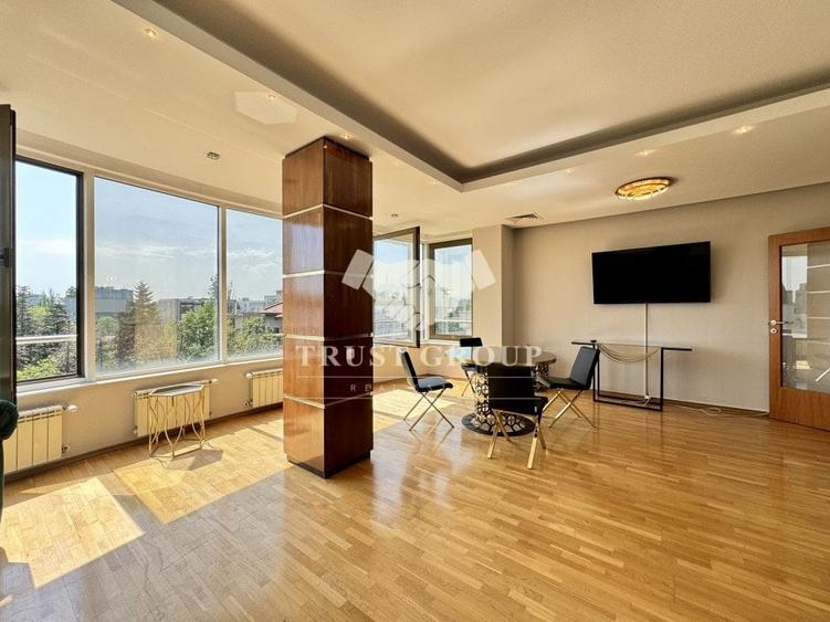 Apartament cu 3 camere decomandat, mobilat în Primăverii