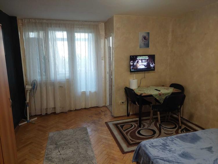 Garsonieră semidecomandată în Progresul