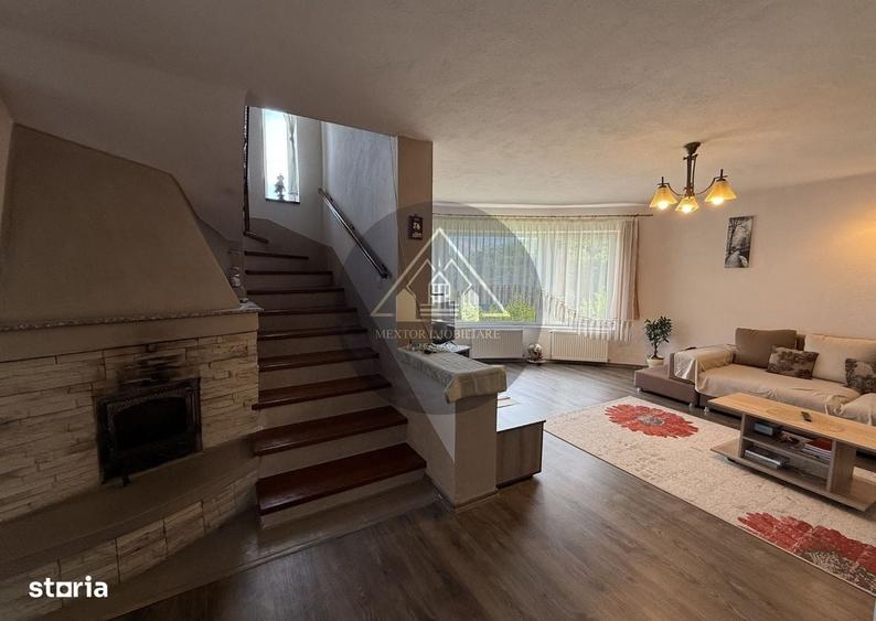 Casă cu 4 camere decomandat în Sebeș