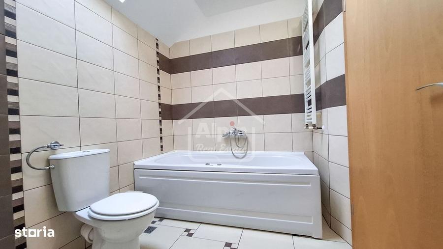 Casă cu 4 camere cu Canalizare în Bunloc