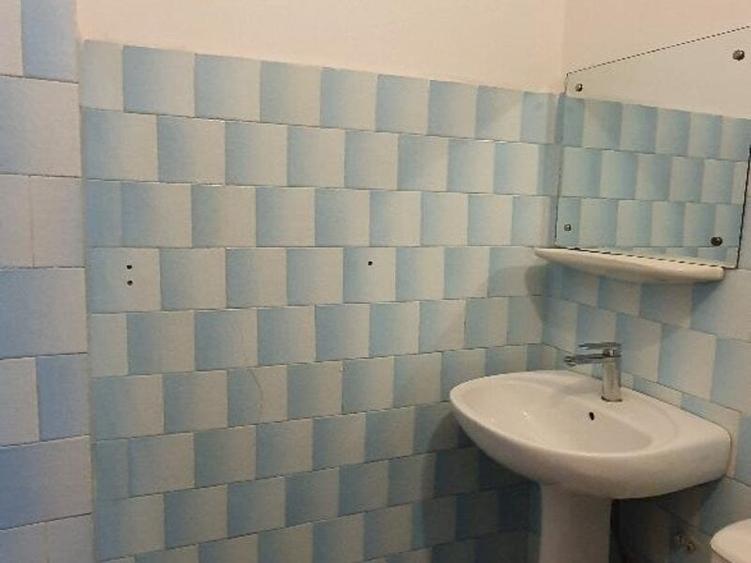 Apartament cu 3 camere decomandat în Octavian Goga