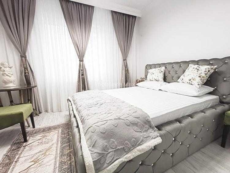 Apartament cu 3 camere decomandat în Regie