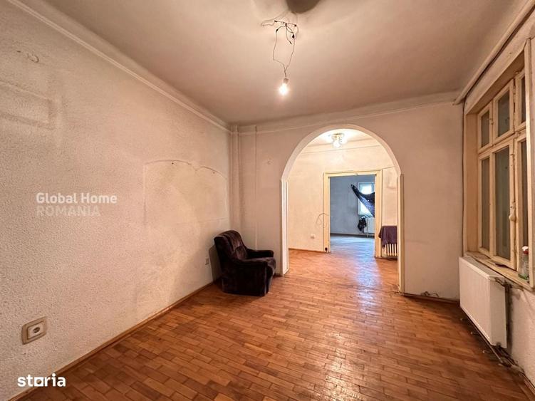 Casă cu 4 camere în Unirii
