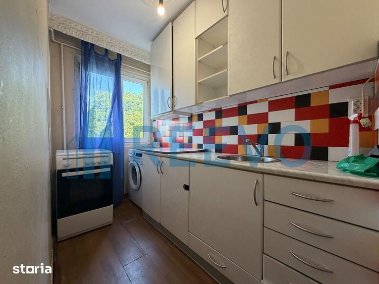 Apartament cu 2 camere nedecomandat în Republicii