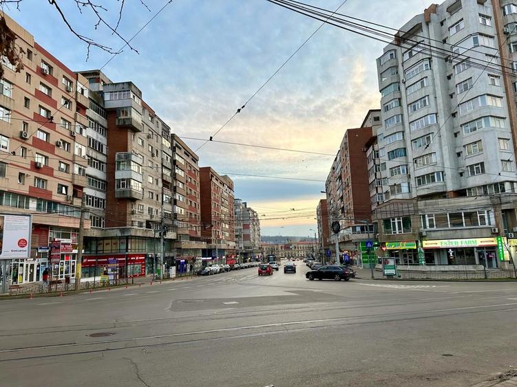 Spațiu comercial, de 240 mp, în Gară