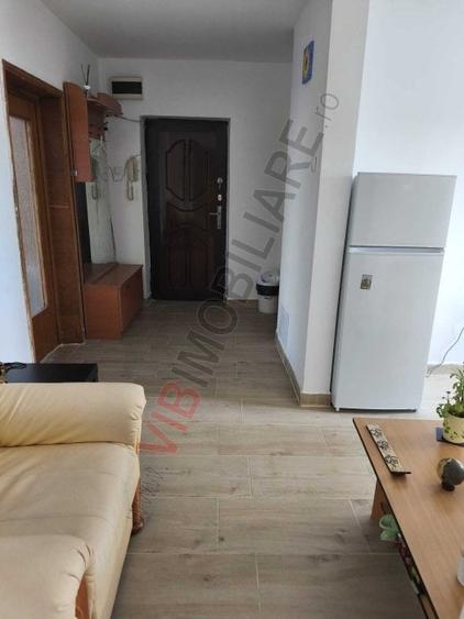 Apartament cu 3 camere decomandat în Calea Călărașilor